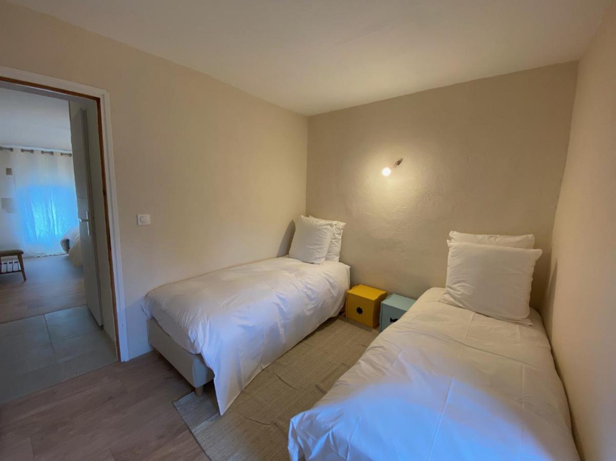 Le Nomade En Provence Bed & Breakfast Bouchet  Exterior photo